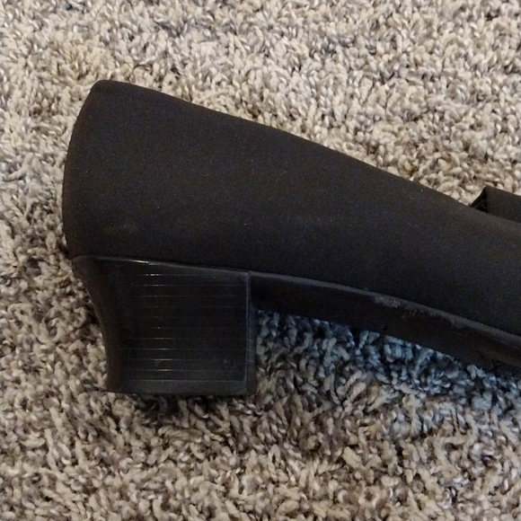 Munro Women's Size 9 Narrow. American Dark Brown Cindi Stretch Block Heel Pumps - Picture 13 of 13